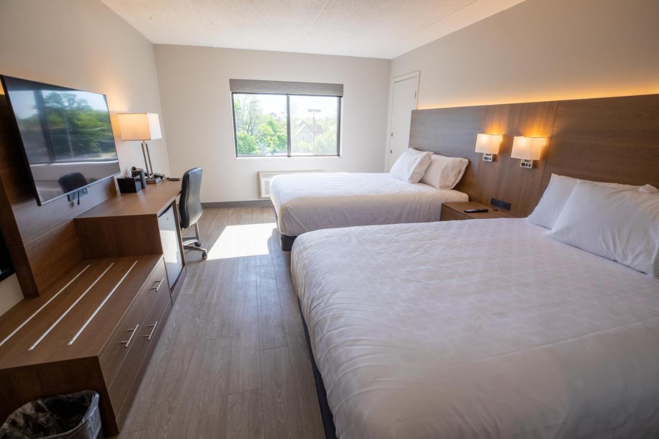 Superior Stay Hotel Marquette Extérieur photo