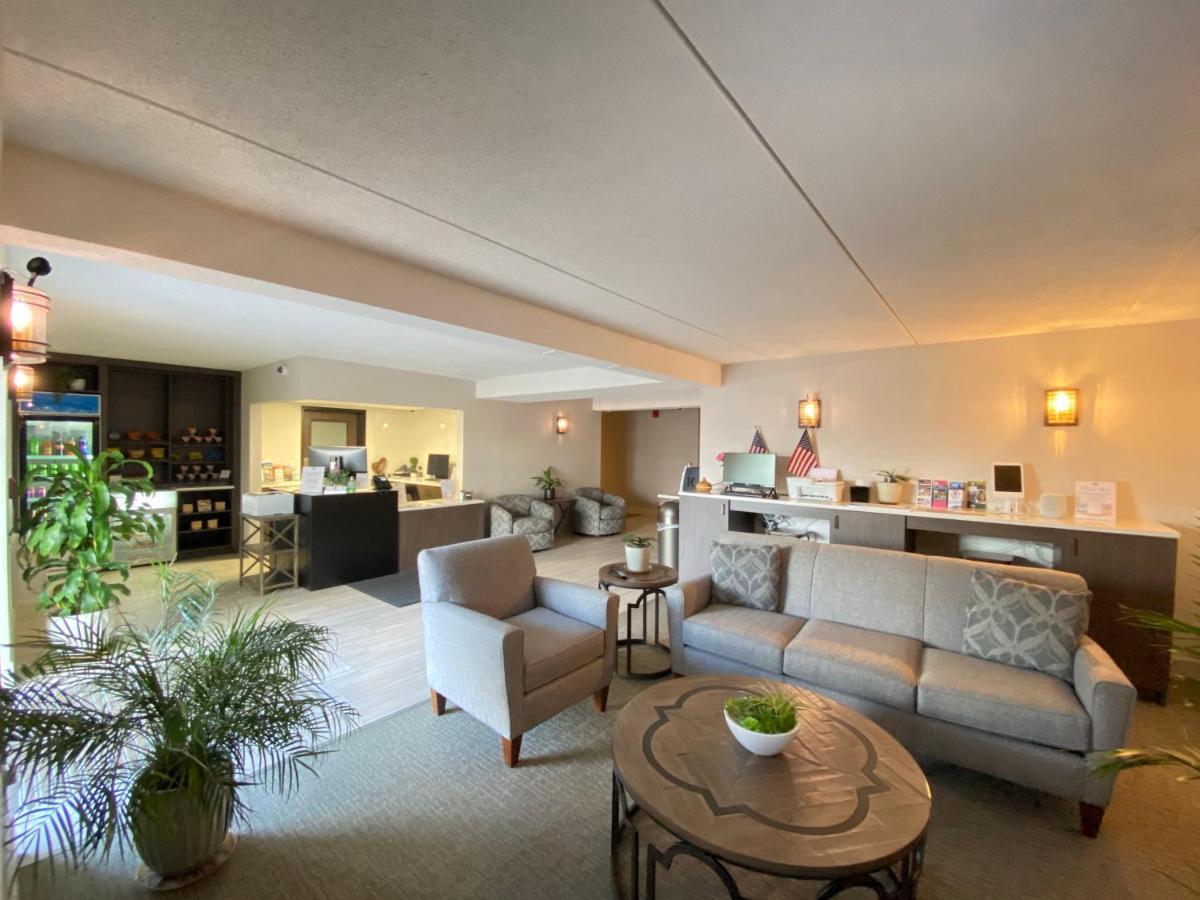 Superior Stay Hotel Marquette Extérieur photo