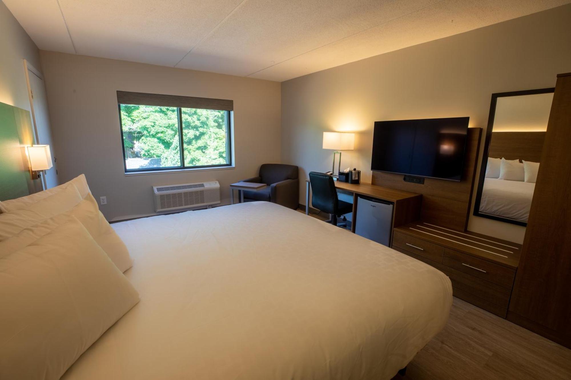 Superior Stay Hotel Marquette Extérieur photo