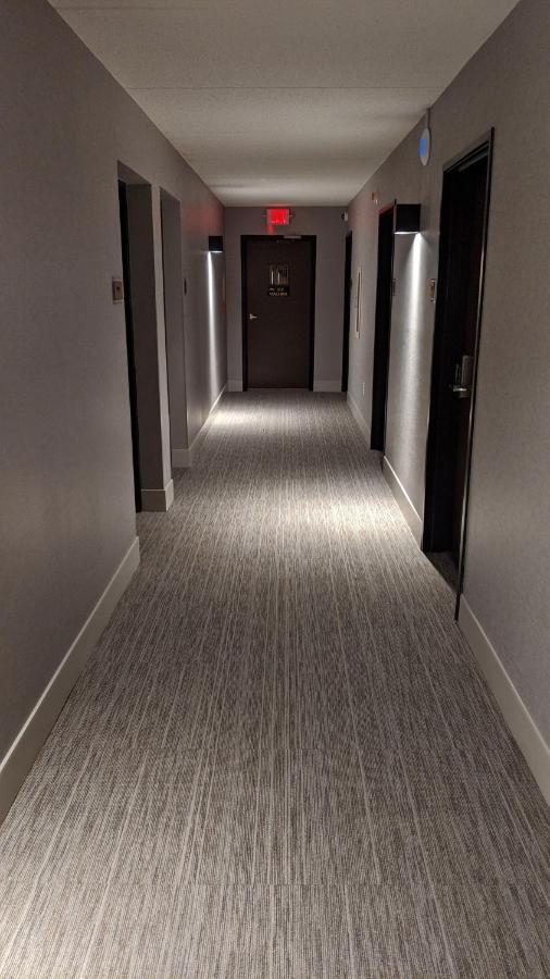 Superior Stay Hotel Marquette Extérieur photo